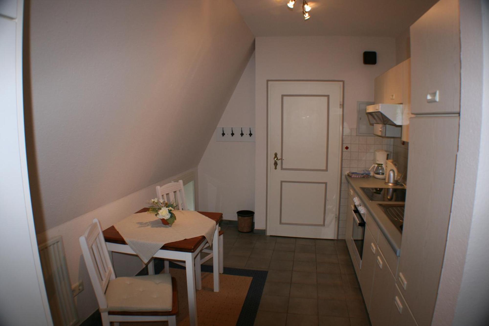 Ferienwohnungen Im Hotel Garni Zur Post Utersum Room photo